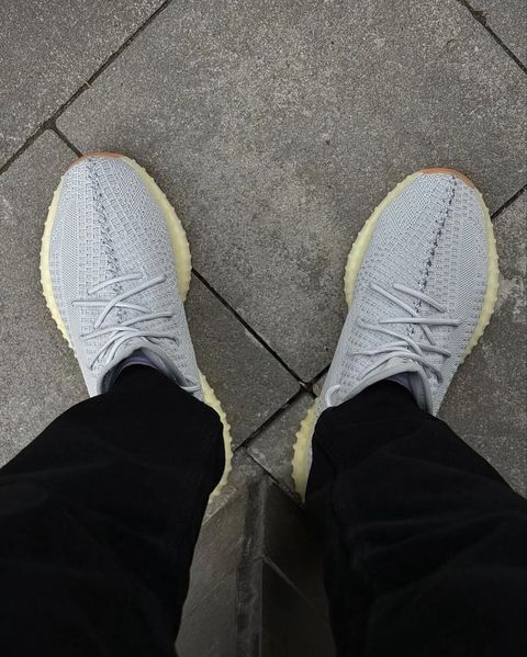 Кросівки чоловічі Yeezy Boost 350 izi-03 фото