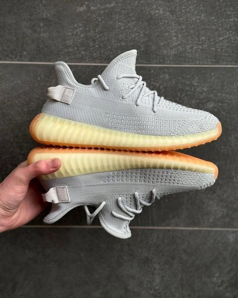 Кросівки чоловічі Yeezy Boost 350 izi-03 фото