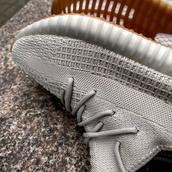 Кросівки чоловічі Yeezy Boost 350 izi-018 фото