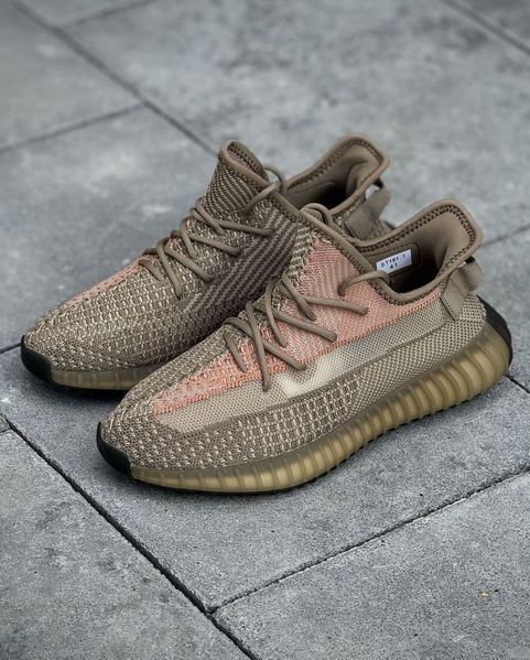 Кросівки чоловічі Yeezy Boost 350 izi-04 фото