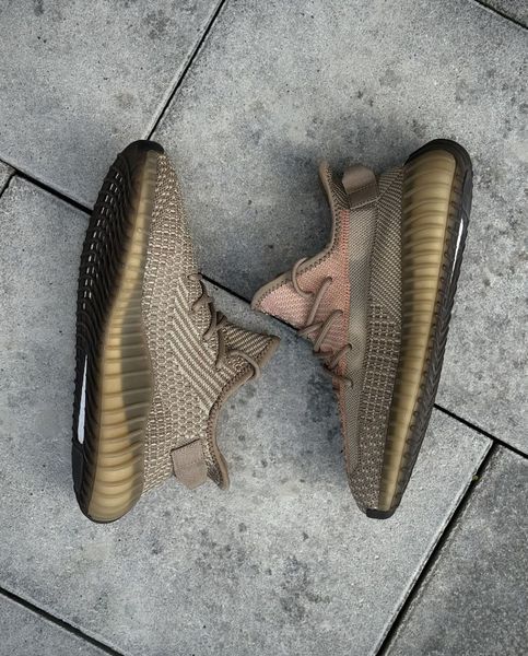 Кросівки чоловічі Yeezy Boost 350 izi-04 фото