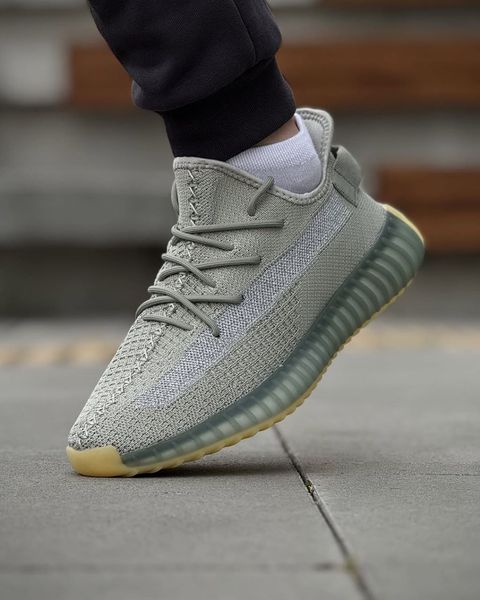 Кросівки чоловічі Yeezy Boost 350 izi-021 фото