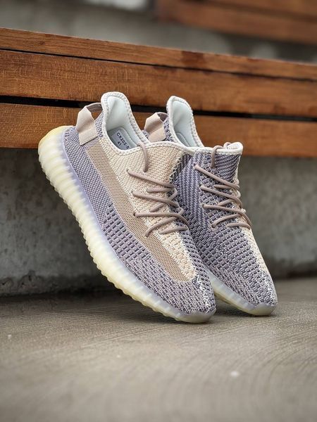 Кросівки чоловічі Yeezy Boost 350 izi-023 фото
