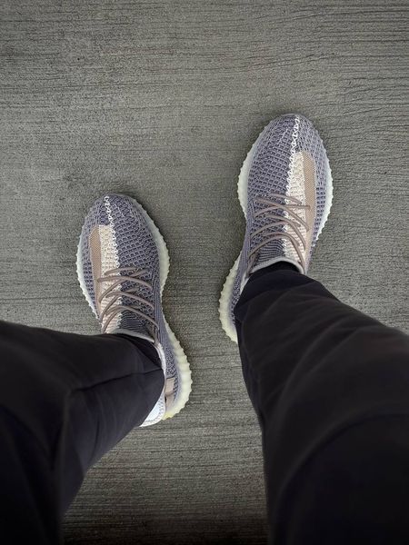 Кросівки чоловічі Yeezy Boost 350 izi-023 фото