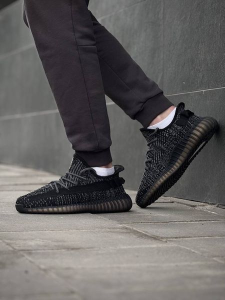 Кросівки чоловічі Yeezy Boost 350 izi-06 фото
