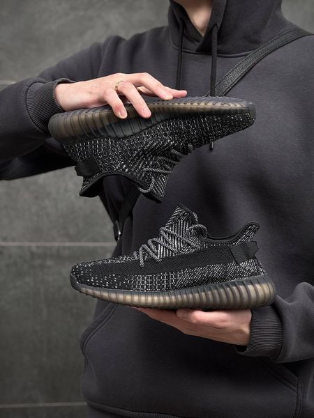 Кросівки чоловічі Yeezy Boost 350 izi-06 фото
