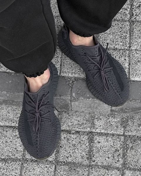Кросівки чоловічі Yeezy Boost 350 izi-011 фото