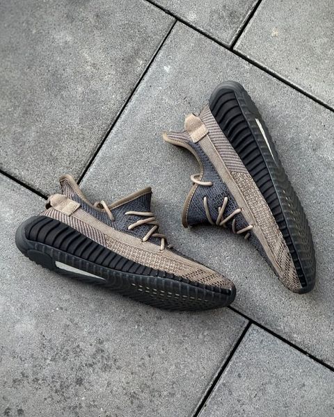 Кросівки чоловічі Yeezy Boost 350 izi-09 фото