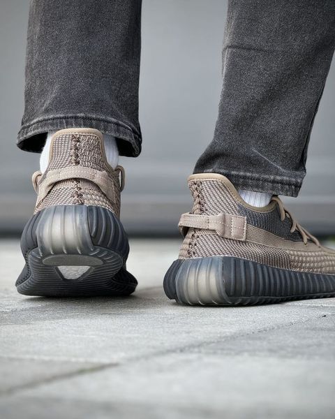 Кросівки чоловічі Yeezy Boost 350 izi-09 фото