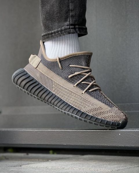 Кросівки чоловічі Yeezy Boost 350 izi-09 фото