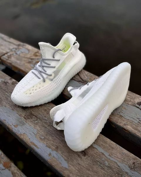 Кросівки чоловічі Yeezy Boost 350 izi-014 фото